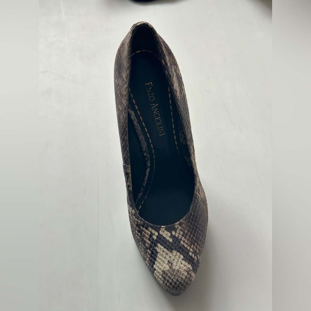 Stunning Platform Snakeskin Python Heels With Pla… - image 3